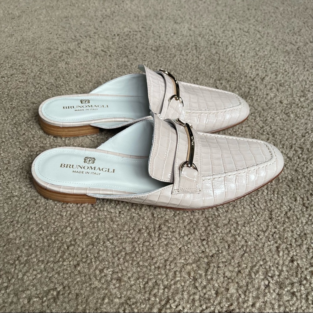 Bruno Magli Mark Flat Loafer Mule - Sand Croc-Print Leather Sz 38.5 NWOT - Picture 3 of 12
